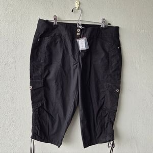 White House Black Market Signature Crop Pants Sz 8 NWT Black Cargo Gorpcore